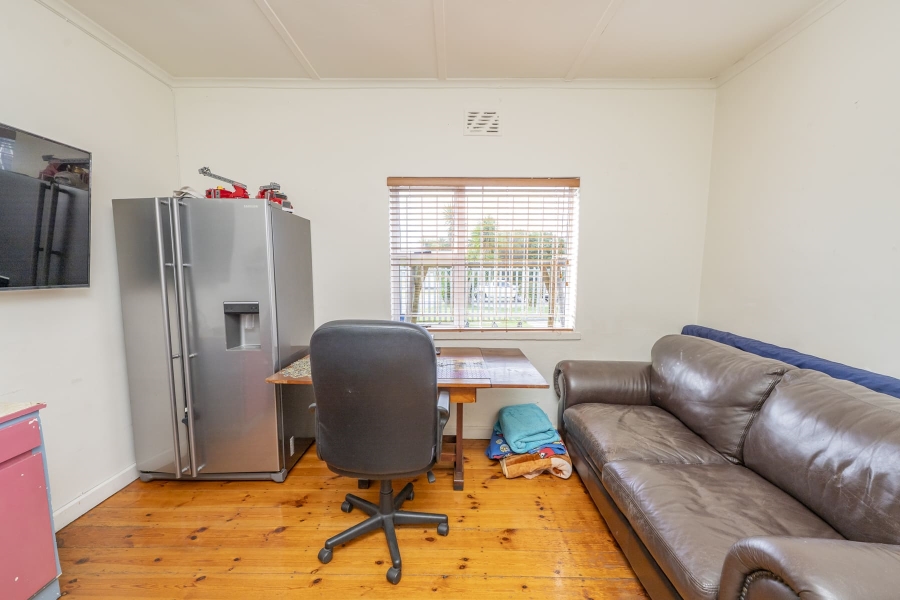 3 Bedroom Property for Sale in Ruyterwacht Western Cape